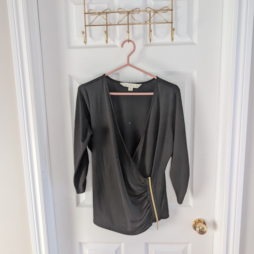 Nicki Minaj Black Zipper Blouse
